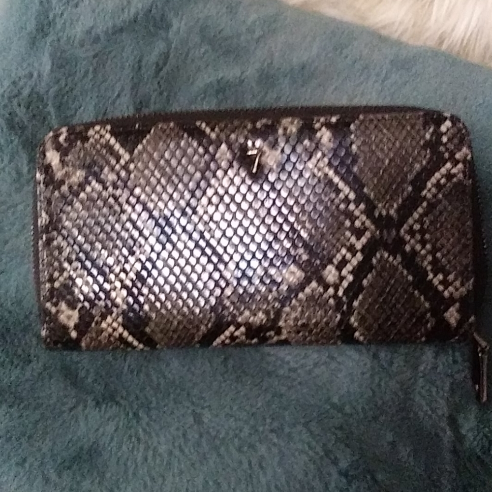 Python Designed Wallet - image 6